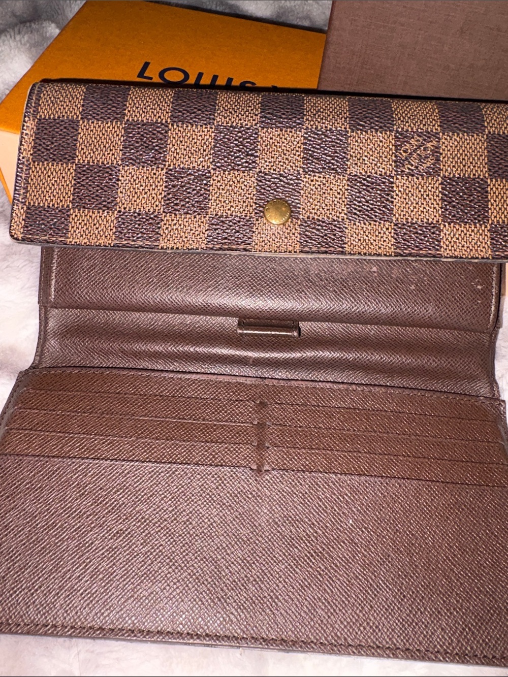 Louis Vuitton Brown Damier Ebene Check Wallet with Gold Snap - Picture 5 of 7